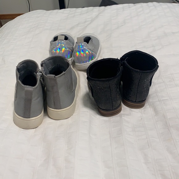 Lot of size 7 Cat and Jack boots and shoes - Picture 3 of 4